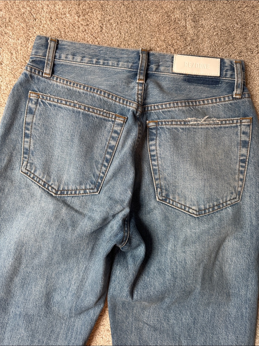 Re/Done Women’s 90s High Rise Loose Jeans in Medium Blue Wash size 25 - Picture 4 of 4